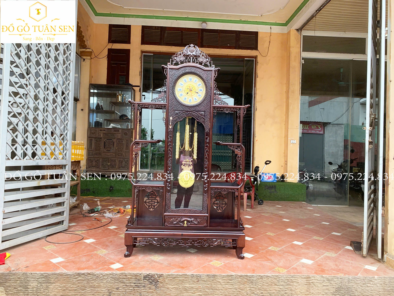 Thông tin chi tiết tủ bày đồ dơi gỗ gụ 